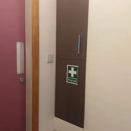 Ellerhow 招待所 3*